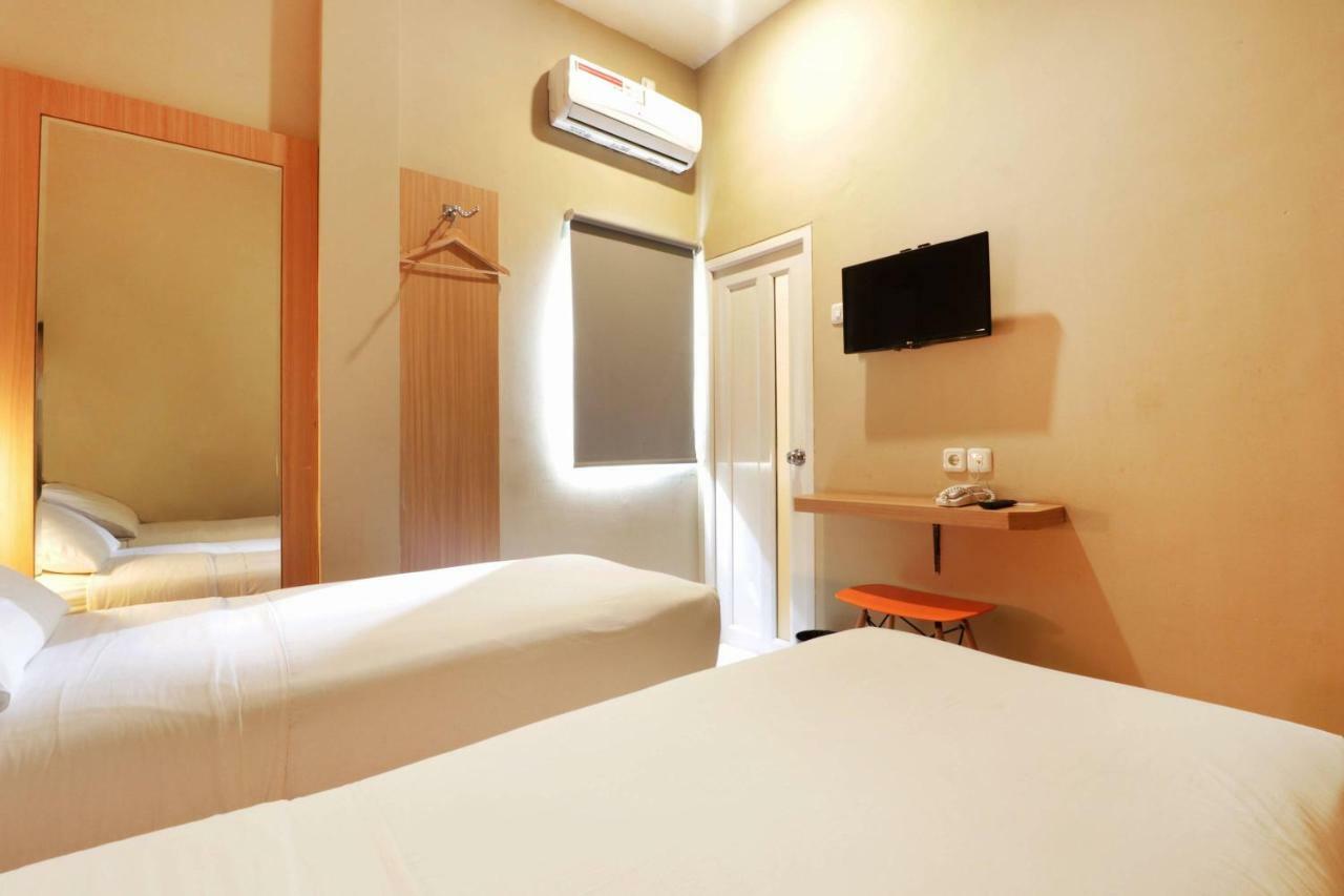 Hotel Quds Express Jakarta Bagian luar foto
